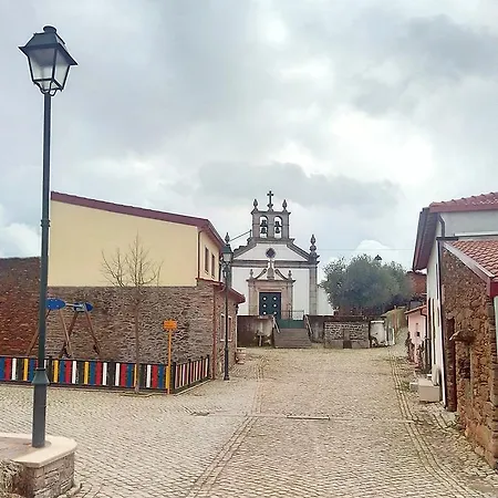 Casa Do Azibo * Santa Combinha