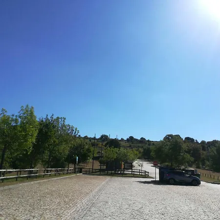 Casa Do Azibo Gospodarstwo agroturystyczne Santa Combinha