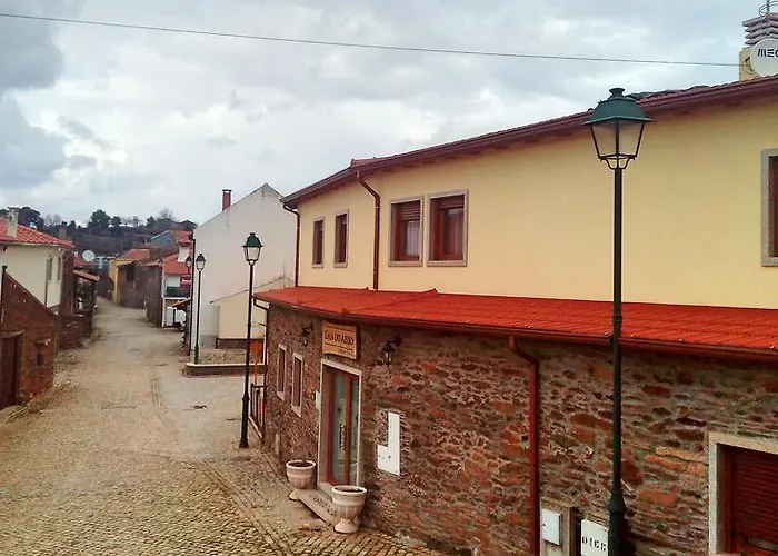 Casa Do Azibo Farma *