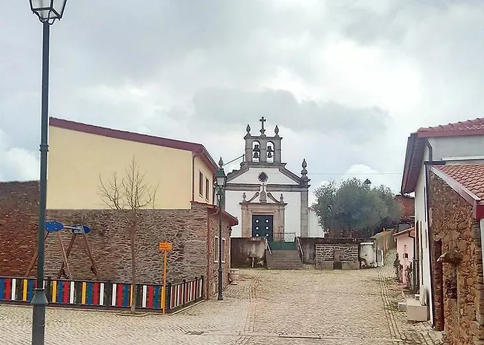Casa Do Azibo * Santa Combinha