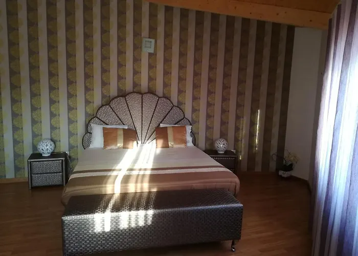 Casa Do Azibo * Santa Combinha